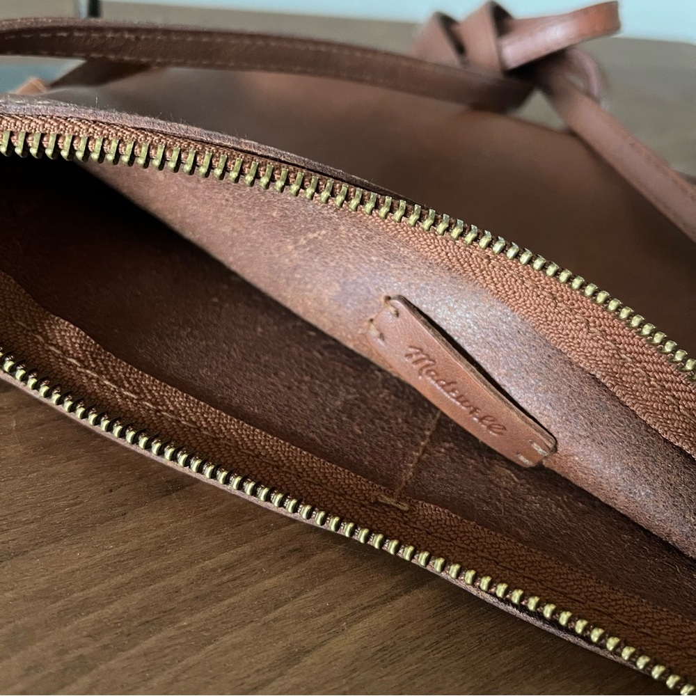 Madewell The Knotted Crossbody Bag Genuine Leather in Tan - Picture 8 of 14